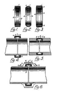 Coupling gaskets and a coupling connecting pipe.