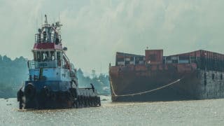 Prefabrication brings Efficiency to Barge Repair