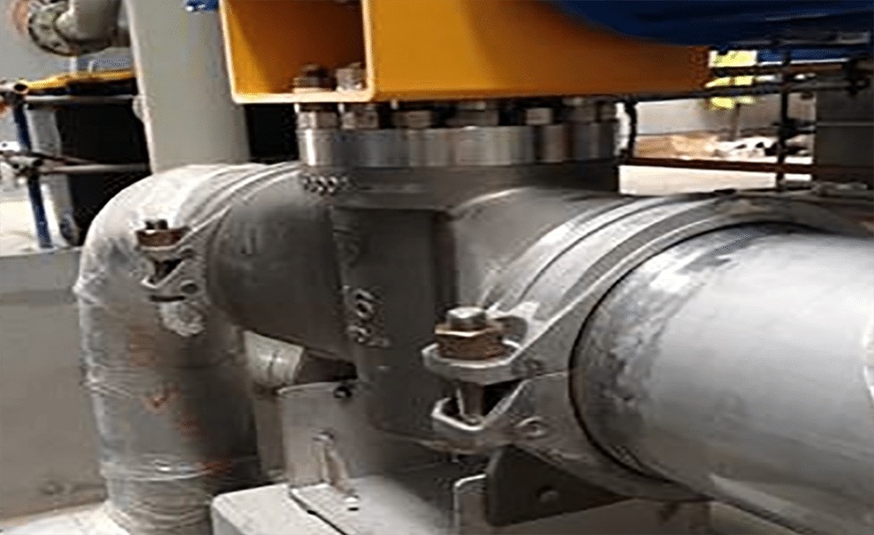 Colliers StrengThin et robinet à boisseau haute pression Victaulic utilisés pour le système d'osmose inverse